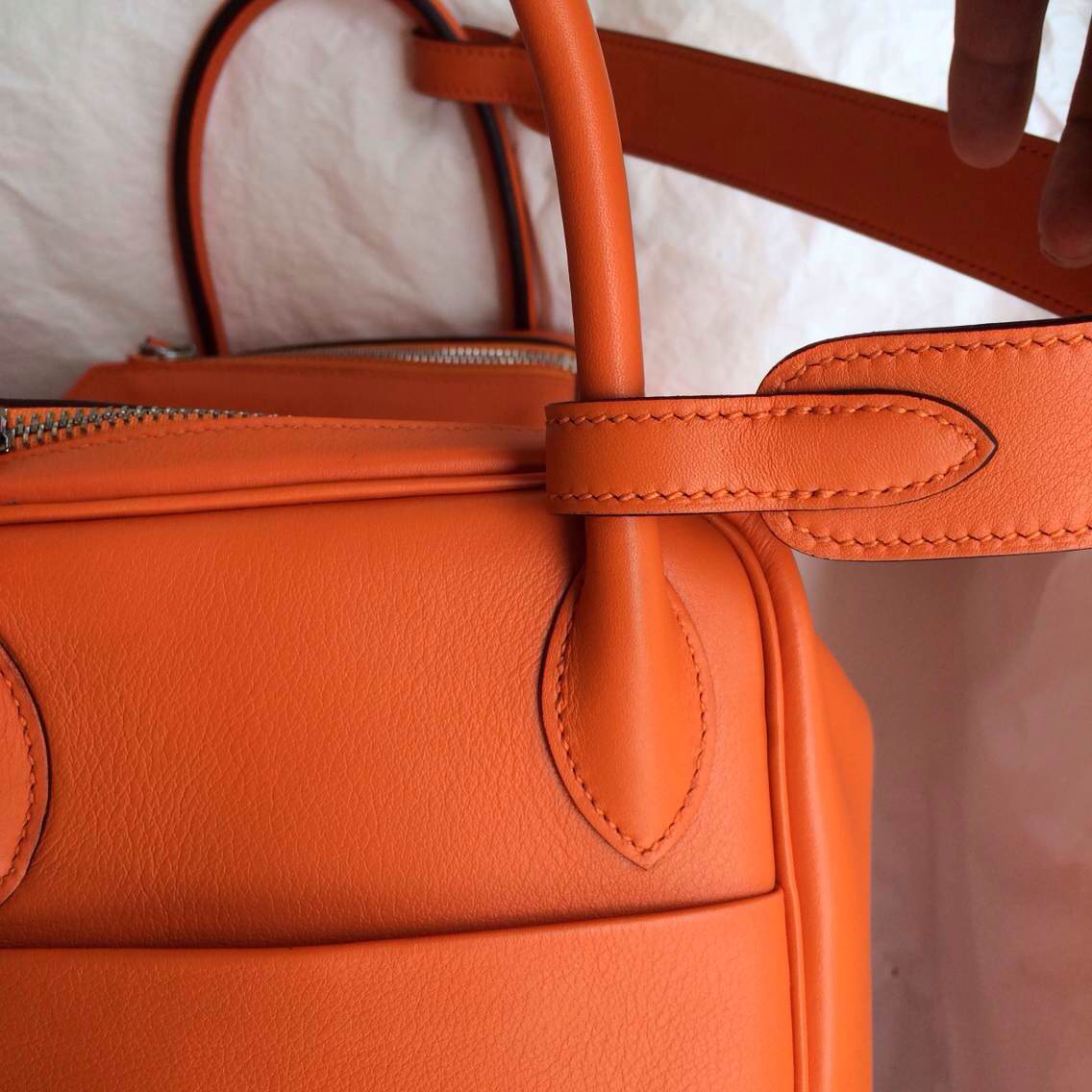 hermes leather color