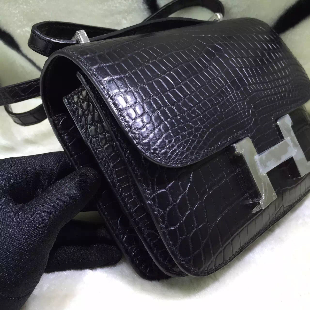 Fashion Women&#39;s Cross-body Bag Hermes Constance Bag 19CM CK89 Black Crocodile Skin — Hermes ...