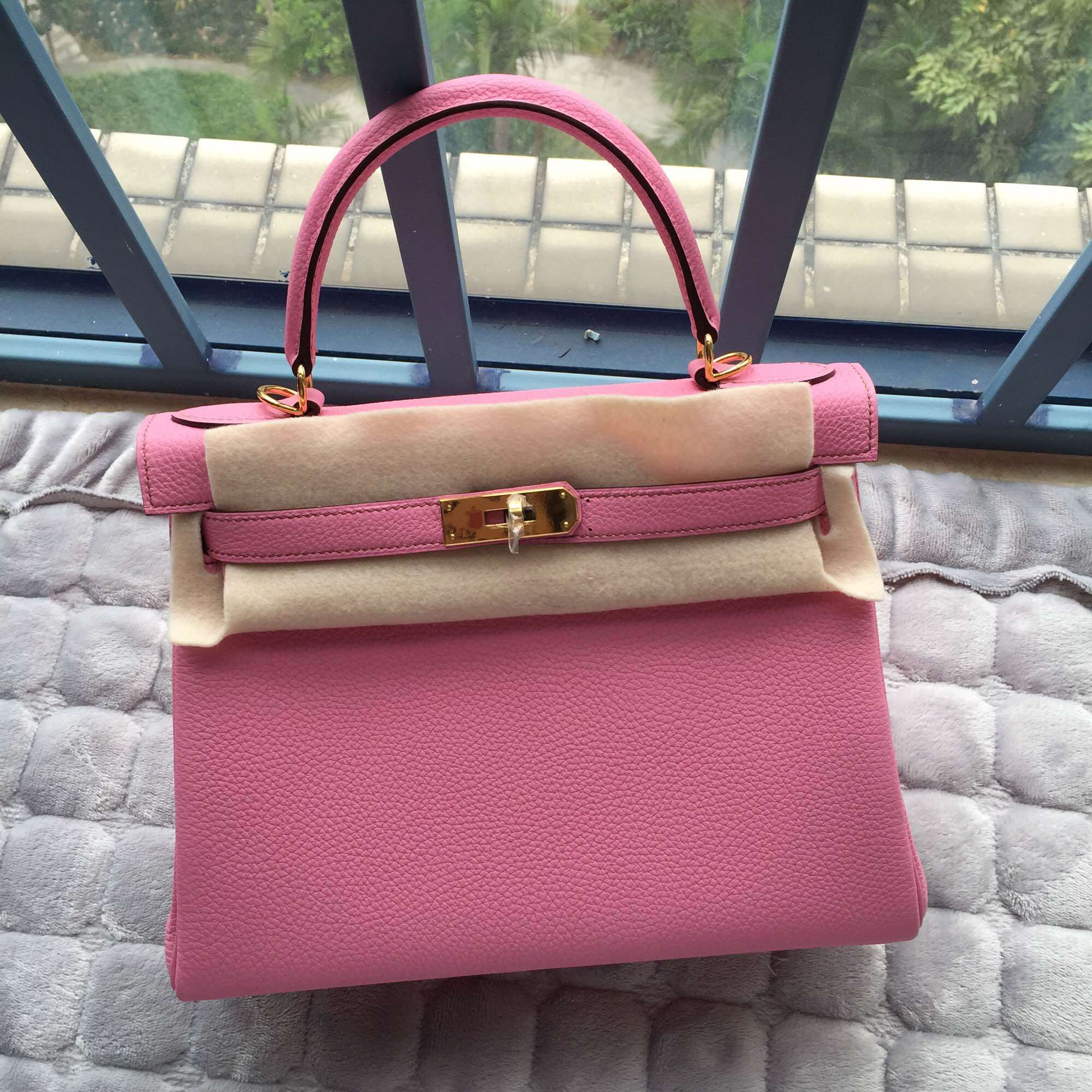 Hermes Kelly 28 Pink 5P Togo Leather GHW