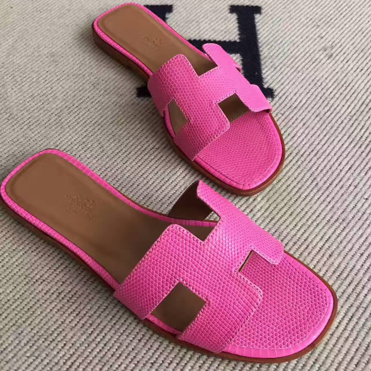 hermes pink sandals