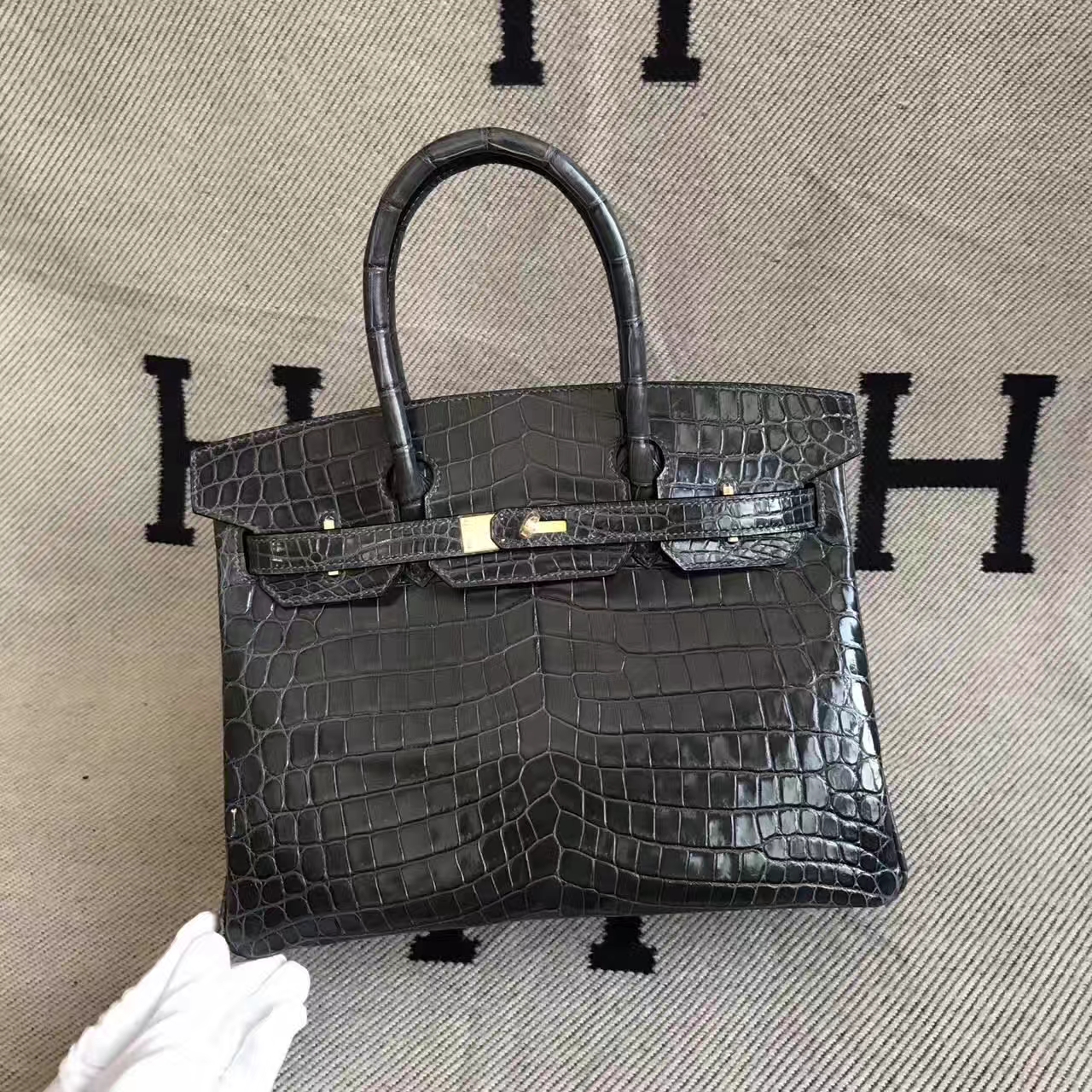 On Sale Hermes 8F Etain Grey Crocodile Shiny Leather Birkin Bag 30cm ...