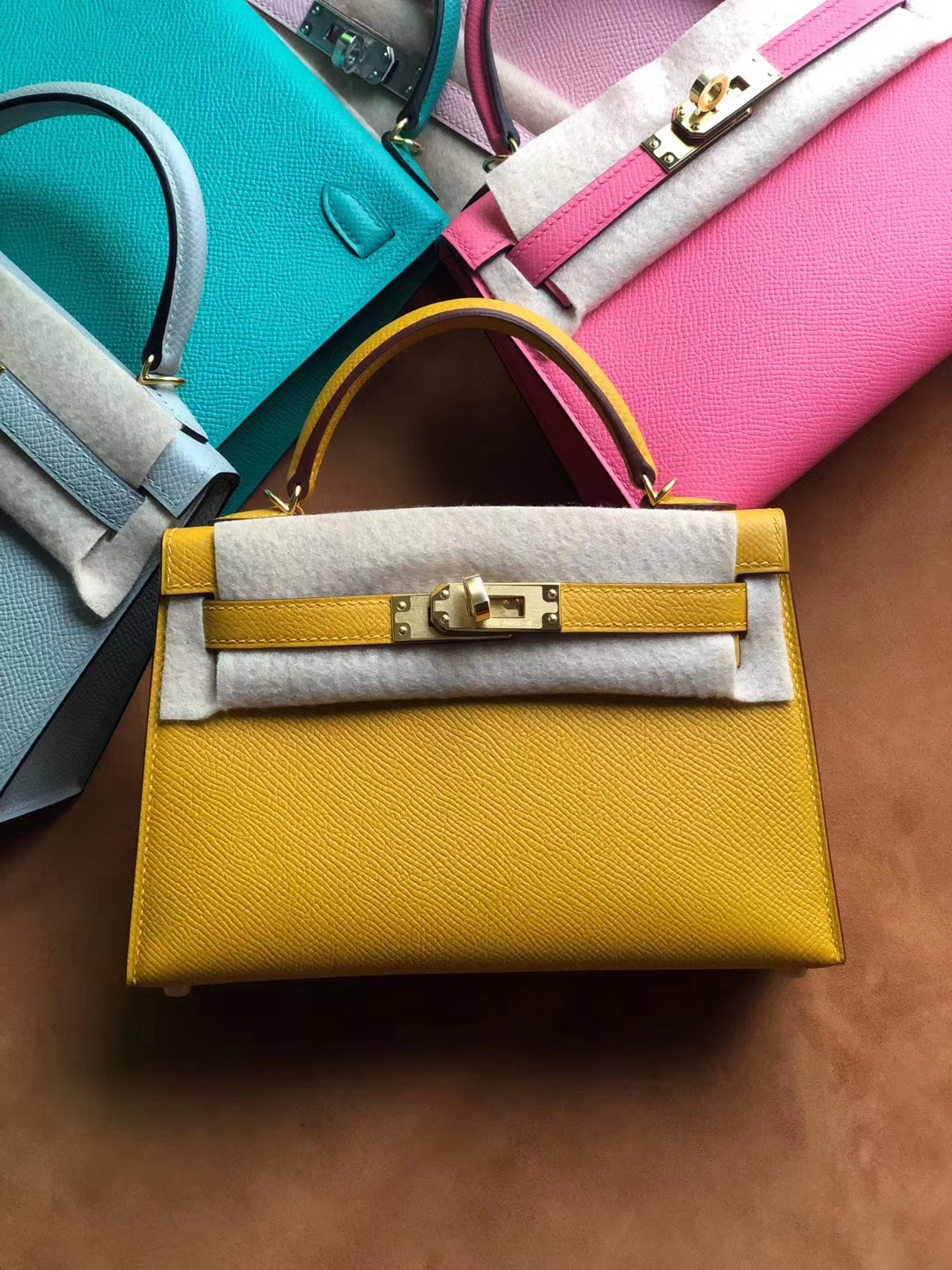 Stock Hermes 9D Ambre Yellow Epsom Calf Minikelly-2 Clutch Bag Gold ...